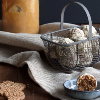 Spekulatius-Cookie-Balls · glasgefluester.de