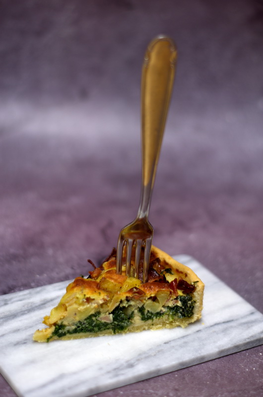 Gabel in Gruenkohl Quiche